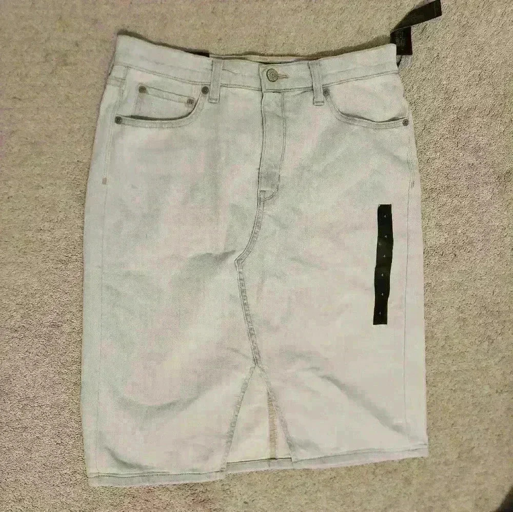 Banana republic denim skirt